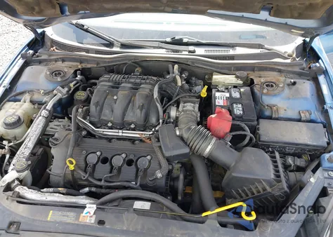 2010 Mercury Milan z USA, uszkodzony, nr VIN 3MEHM03G1AR651590